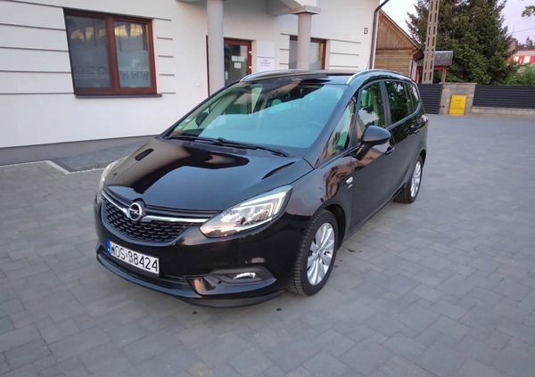 Opel Zafira cena 39500 przebieg: 204000, rok produkcji 2018 z Janowiec Wielkopolski małe 326